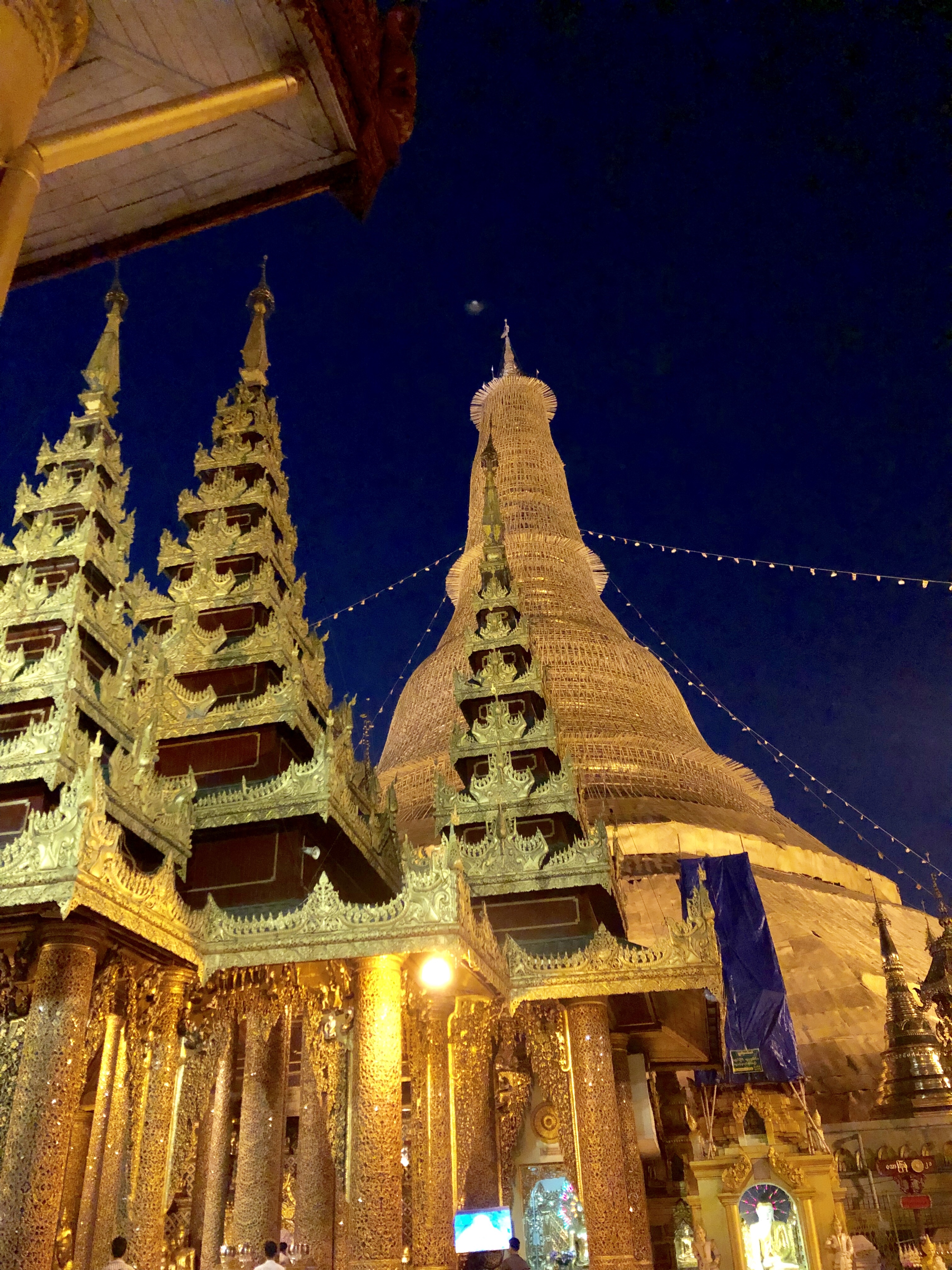 Shwedagon Pagoda just before the sunrise!